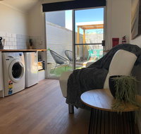 Tiny Tom - Hidden beside the river Mersey - Accommodation Gladstone