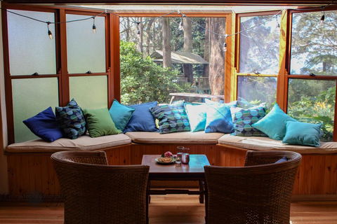 Tomah Retreat - Relax With Studio BREATHE - Accommodation Gladstone 0