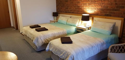 Tooleybuc Club Motor Inn - Accommodation Gladstone 1