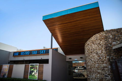 Toongabbie Hotel - Accommodation Gladstone 0