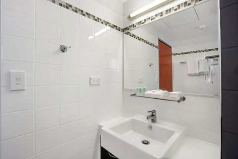 Toowong Inn & Suites - Accommodation Gladstone 3
