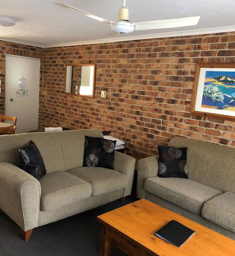Toowong Villas - Accommodation Gladstone 3