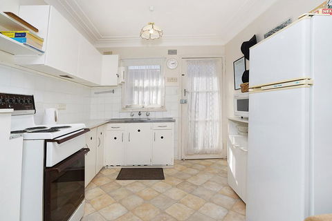 Toowoon Bay Beachside Unit, Unit 4 - Accommodation Gladstone 1