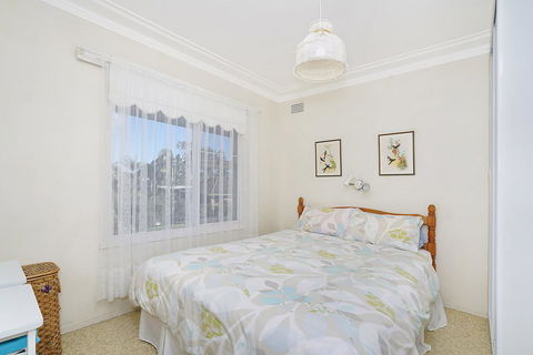 Toowoon Bay Beachside Unit, Unit 4 - Accommodation Gladstone 3