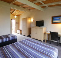Torquay Hotel/Motel - Accommodation Gladstone
