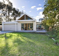 Torquay Retreats Aus - Eighteen Beach - Accommodation Gladstone