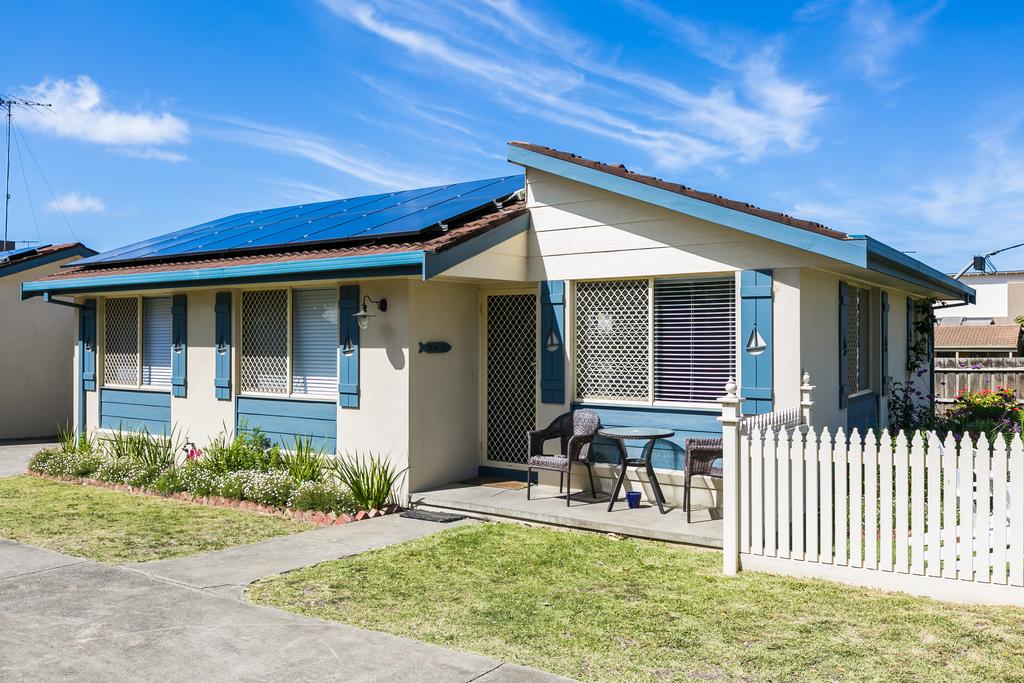 Torquay VIC Accommodation Gladstone