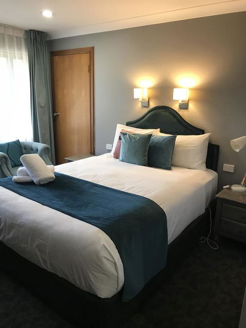 Town & Country Motor Inn - Accommodation Gladstone 2
