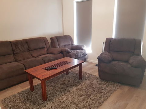 Towncrackers Guest House - Accommodation Gladstone 3