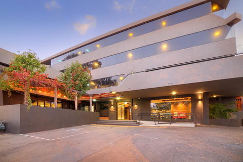 Townhouse Hotel - Accommodation Gladstone 3