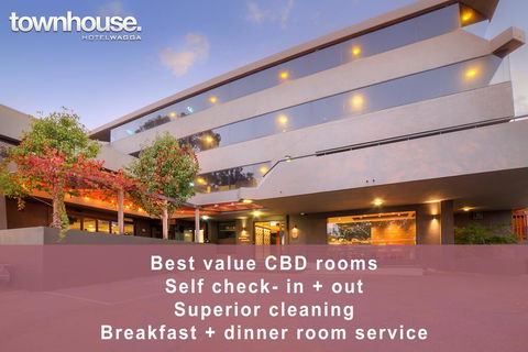 Townhouse Hotel - Accommodation Gladstone 0