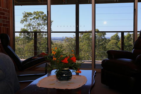 Tracks End Retreat - Accommodation Gladstone 2