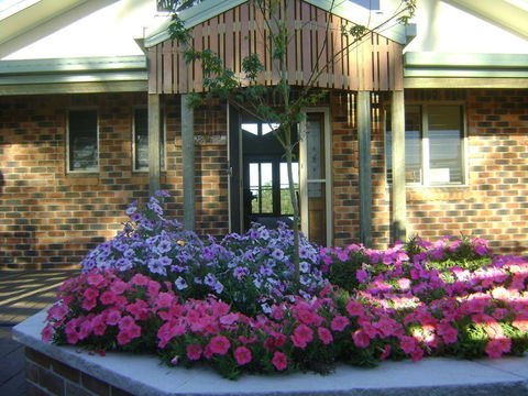 Tracks End Retreat - Accommodation Gladstone 0