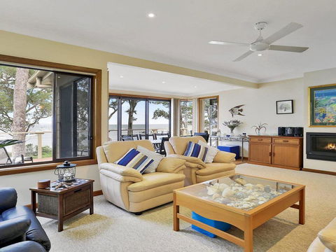 Tradewinds @ The Bay - All The Comforts Of Home - Accommodation Gladstone 2