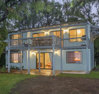 Tranquil Waters - Pet Friendly Family Beach House in Quindalup - Accommodation Gladstone