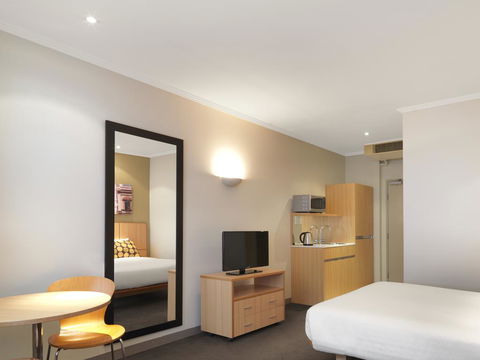 Travelodge Hotel Sydney Martin Place - Accommodation Gladstone 3