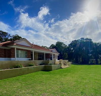 Treetops Holiday Retreat - Accommodation Gladstone