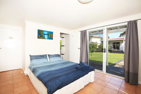 Triangulo @ Culburra - Pet Friendly - 2 Mins To Beach - Accommodation Gladstone 2