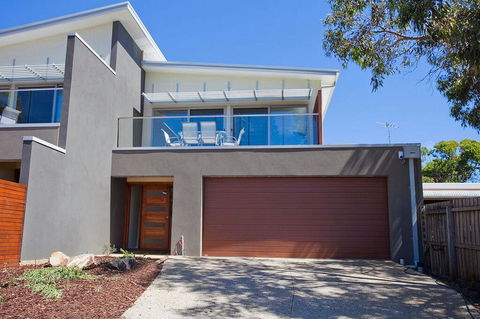 Troon Townhouse 2-17 - Accommodation Gladstone 0