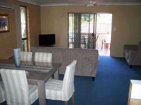 Tropic Oasis - Accommodation Gladstone 0
