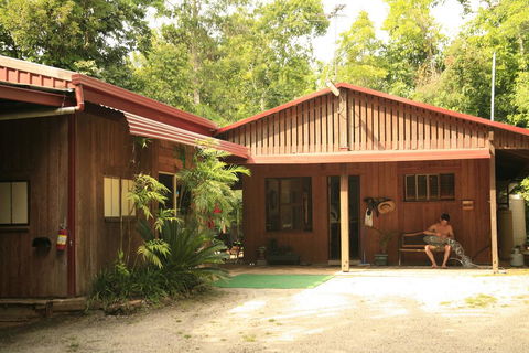 Tropical Bliss Bed And Breakfast - Accommodation Gladstone 0