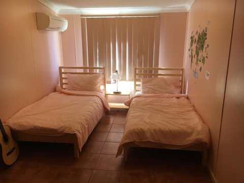 Tropical Farm Stay - Accommodation Gladstone 2