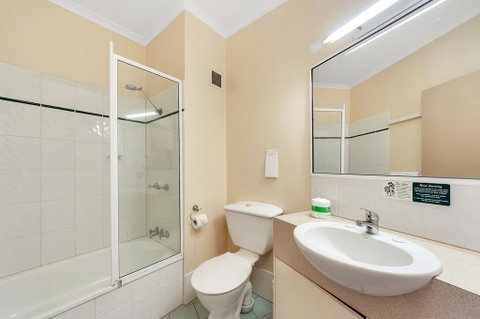 Tropical Queenslander - Accommodation Gladstone 1