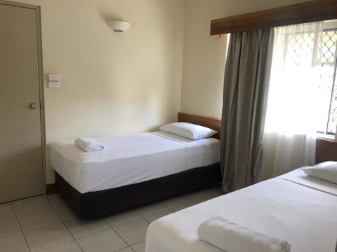 Tropical Queenslander - Accommodation Gladstone 3