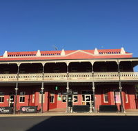 Tumut Star Hotel - Accommodation Gladstone