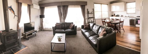 Tuna Sleepover - Accommodation Gladstone 1