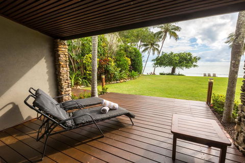 Turtle Cove Beach Resort - Adults Only LGBTQIA & Allies - Accommodation Gladstone 2