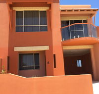 Tuscany Townhouse 3-4 - Accommodation Gladstone