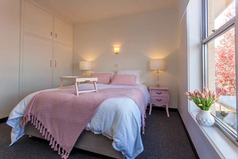 Twelve Errard - Accommodation Gladstone 1