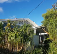 Twenty on Lake - Accommodation Gladstone