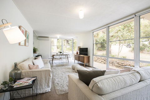 Twiggy @ Anglesea - Accommodation Gladstone 0