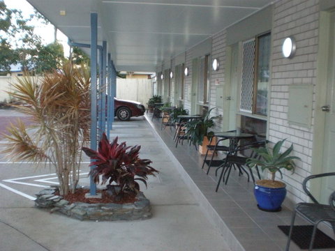 Twin Towns Motel - Accommodation Gladstone 0