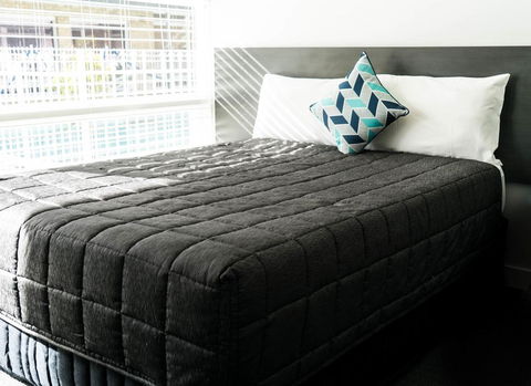 Twin Willows Hotel - Accommodation Gladstone 1