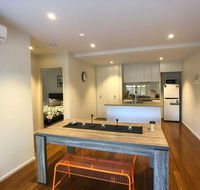 Two Brand New Bedrooms in the Sunlight Area - Accommodation Gladstone