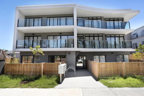 Two Brand New Bedrooms In The Sunlight Area - Accommodation Gladstone 3