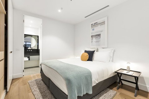 Tyrian Albert Park Lake - Accommodation Gladstone 2