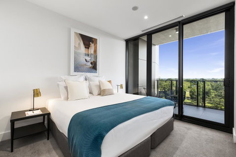 Tyrian Albert Park Lake - Accommodation Gladstone 0