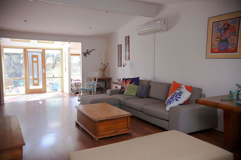 Unawatuna House @ Cape Woolamai - Accommodation Gladstone 1