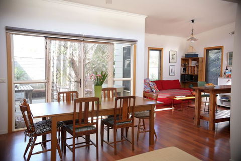 Unawatuna House @ Cape Woolamai - Accommodation Gladstone 2