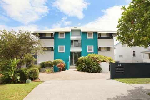 Unit 1 On The Park, Frank Street Coolum Beach: WIFI, 400 Bond, LINEN INCLUDED - Accommodation Gladstone 0