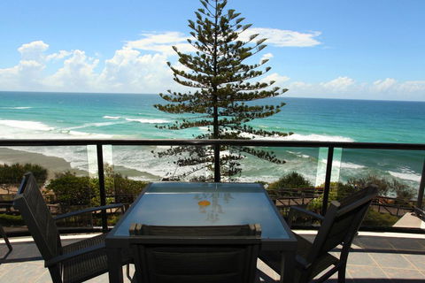 Unit 10, Phoenix Apartments, 1736 David Low Way, Coolum Beach - Accommodation Gladstone 1