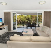 Unit 2 Point Break Apartments 1-3 Point Arkwright Linen Incl - Accommodation Gladstone