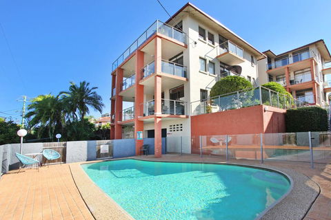 Unit 2, Cooltoro Court, 7 Frank Street Coolum Beach, 400 BOND, LINEN INCLUDED - Accommodation Gladstone 0