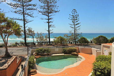 Unit 2, The Rocks, 1746 David Low Way Coolum Beach - Accommodation Gladstone 0