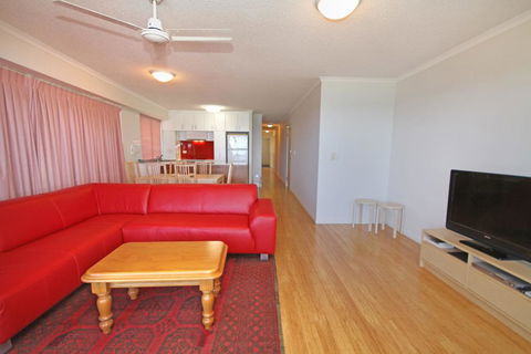 Unit 3 Phoenix Apartments, 1736 David Low Way Coolum Beach - Linen Incl. WIFI, 500 Bond - Accommodation Gladstone 3