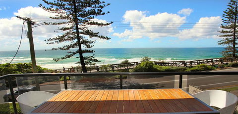 Unit 3 Phoenix Apartments, 1736 David Low Way Coolum Beach - Linen Incl. WIFI, 500 Bond - Accommodation Gladstone 0